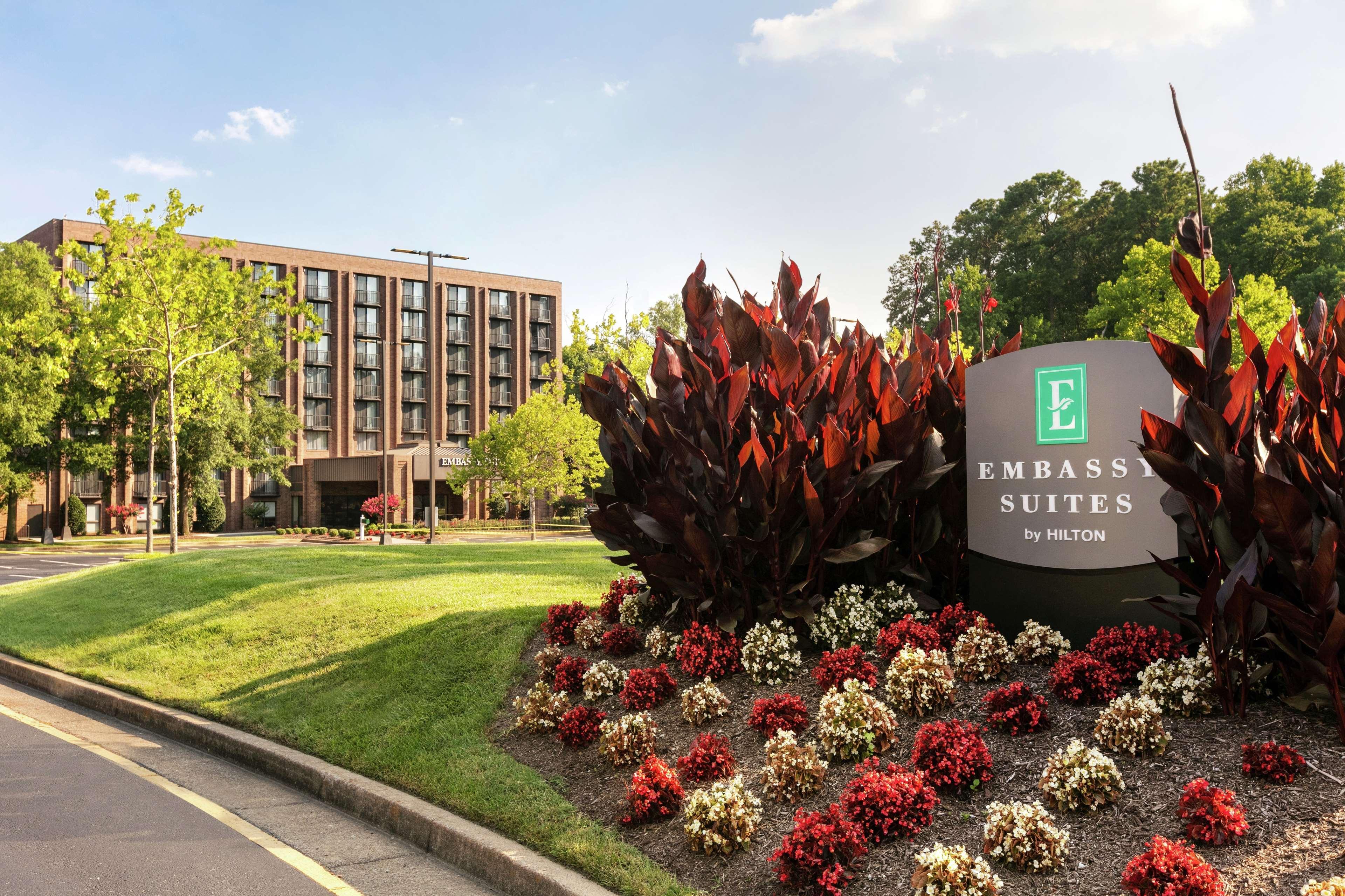 Embassy Suites By Hilton Richmond Dumbarton Εξωτερικό φωτογραφία