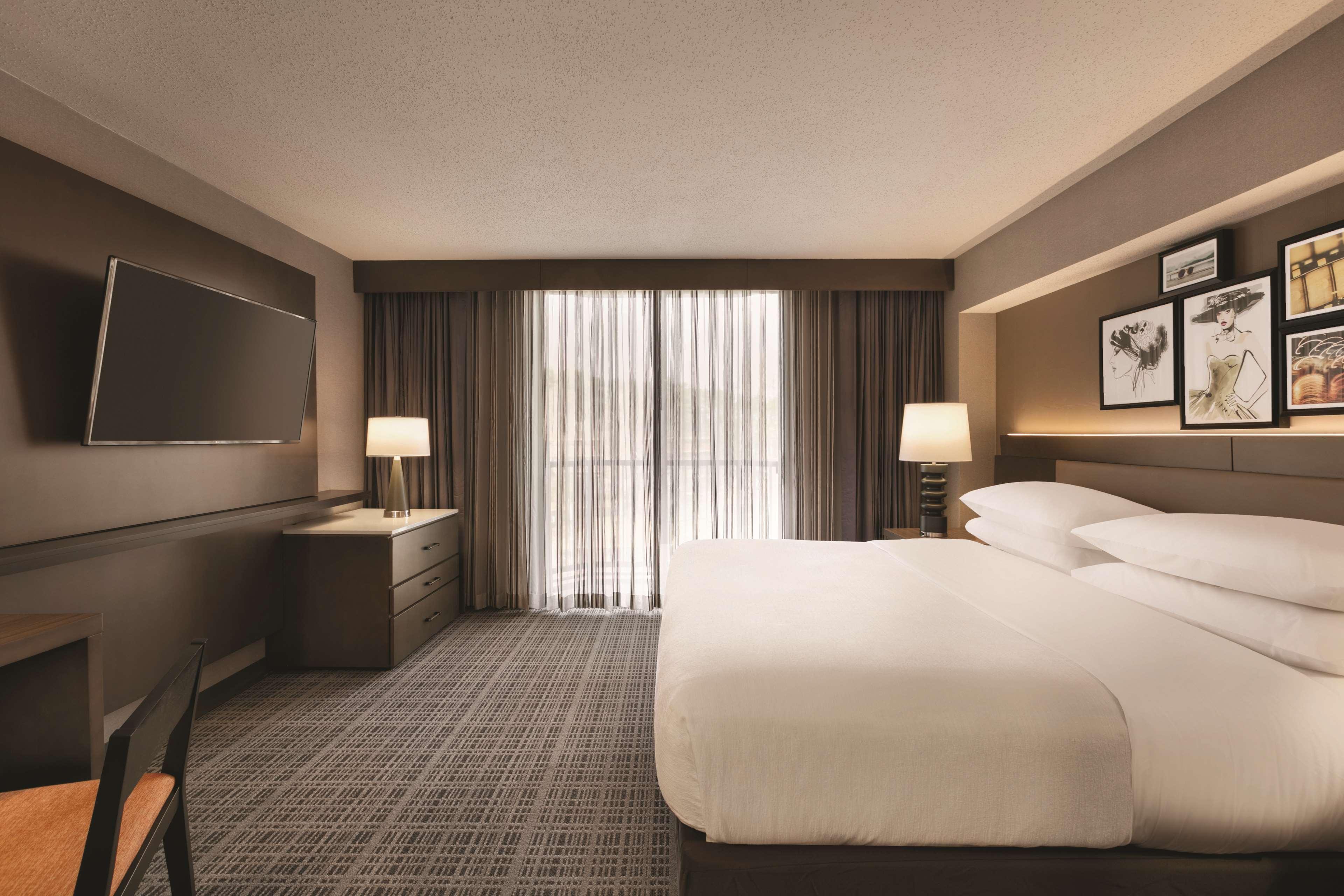 Embassy Suites By Hilton Richmond Dumbarton Εξωτερικό φωτογραφία