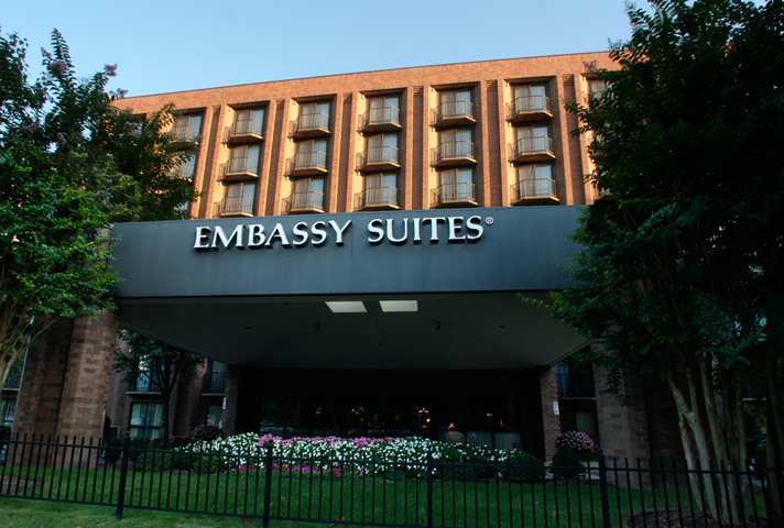 Embassy Suites By Hilton Richmond Dumbarton Εξωτερικό φωτογραφία