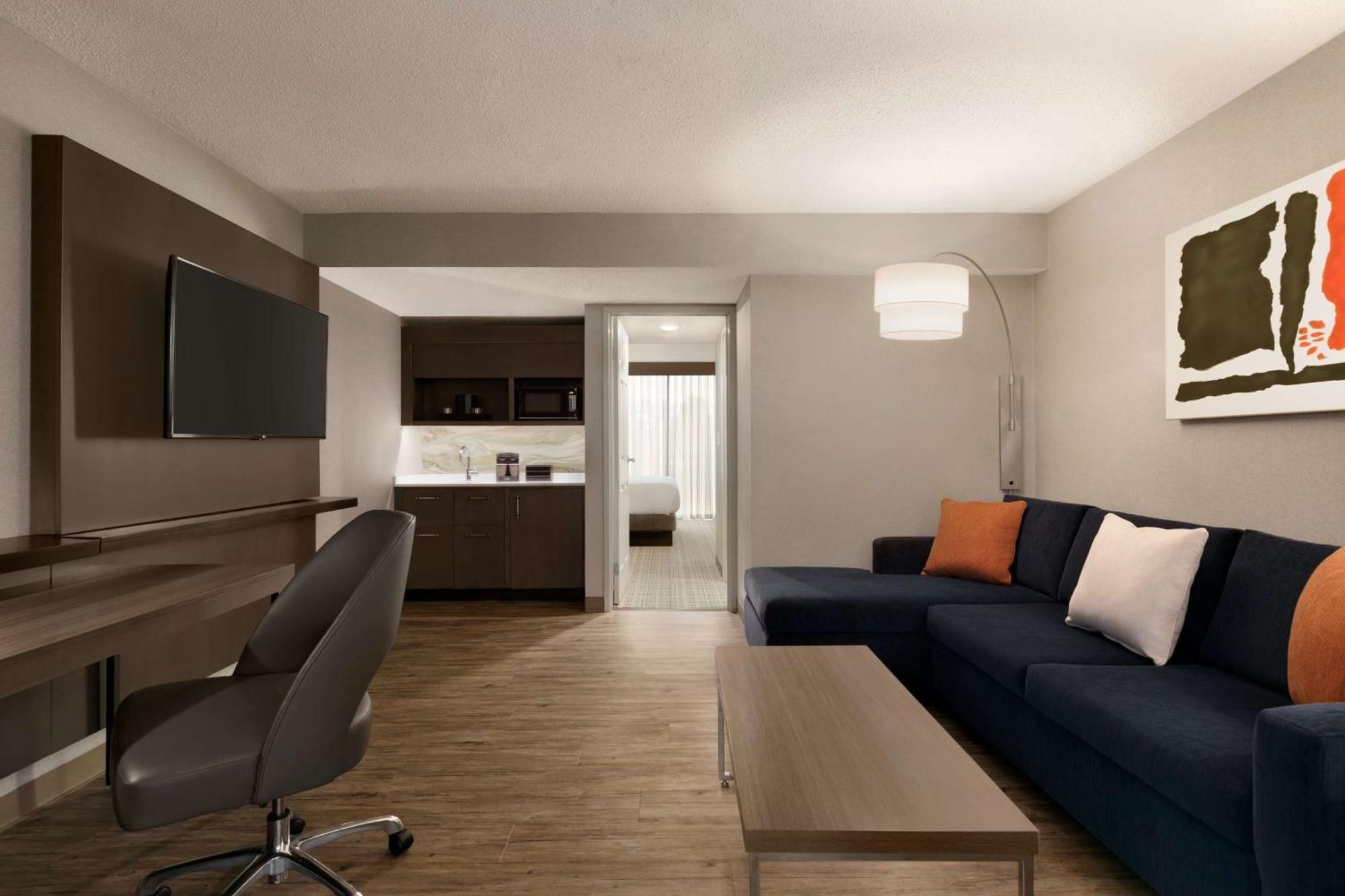 Embassy Suites By Hilton Richmond Dumbarton Εξωτερικό φωτογραφία