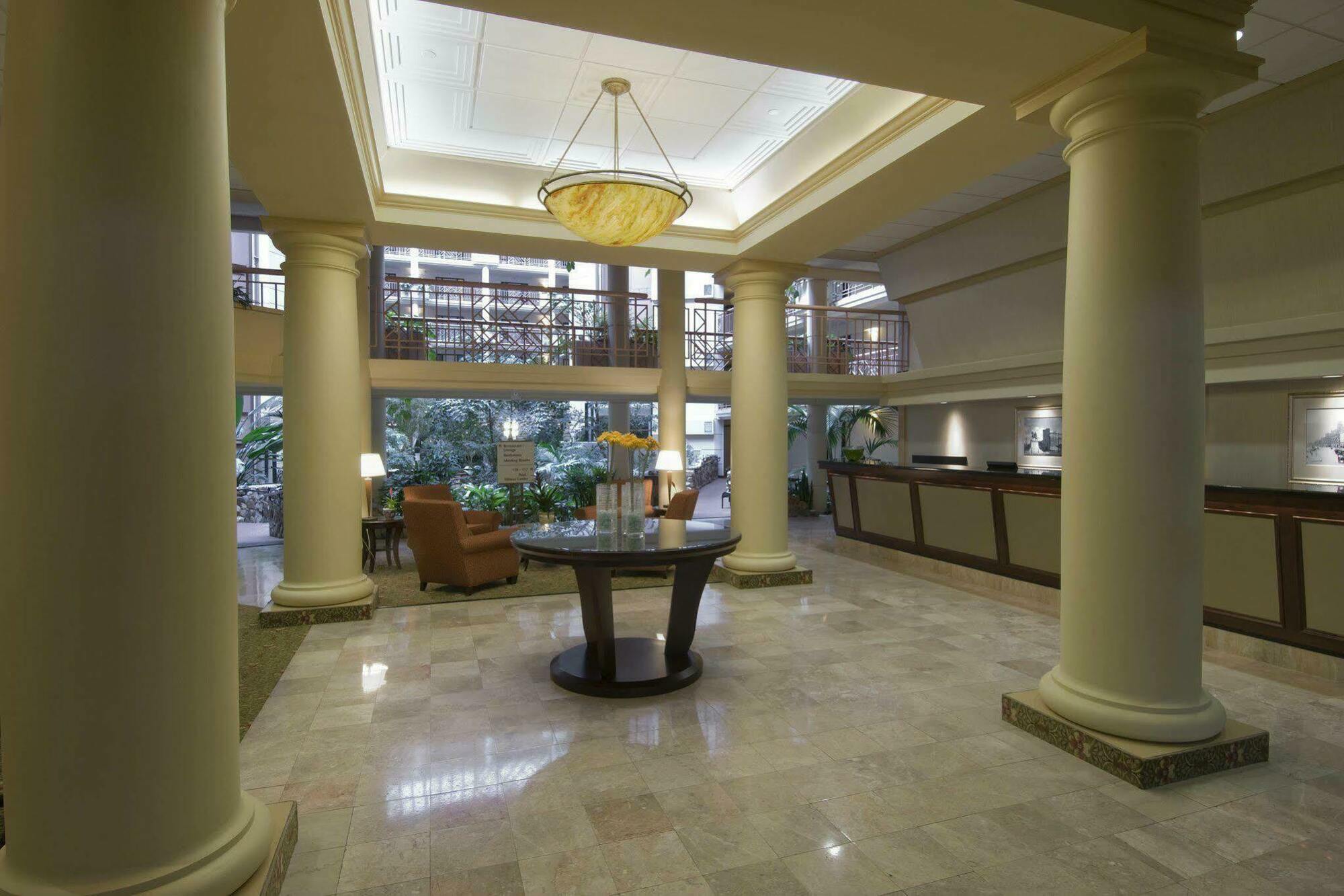 Embassy Suites By Hilton Richmond Dumbarton Εξωτερικό φωτογραφία